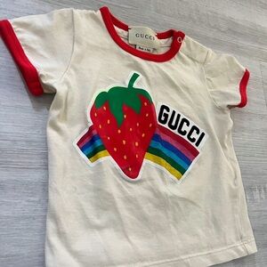 Gucci Strawberry Shirt
Size 6/9 Month